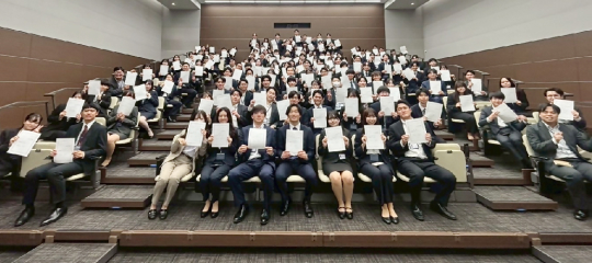 配属発表の様子